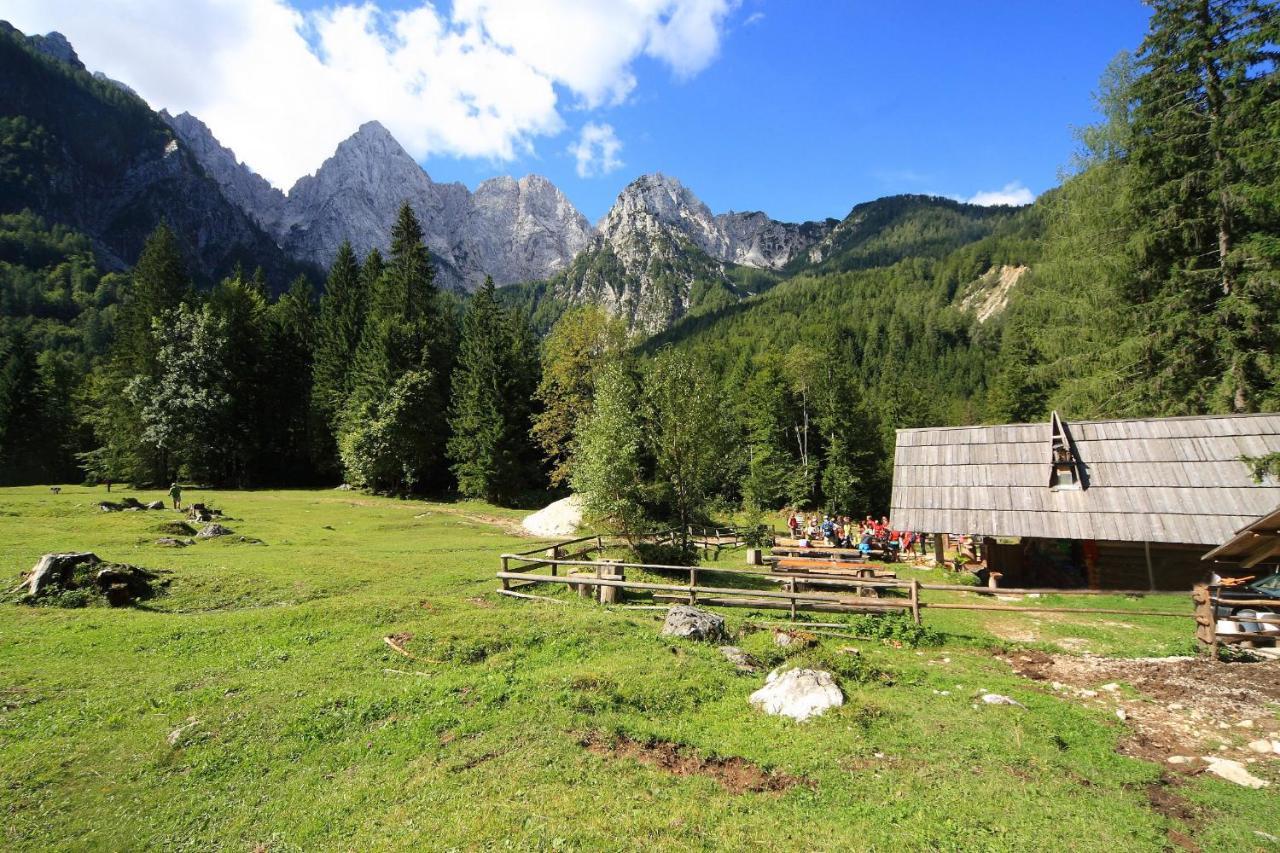 Kronau Chalet Resort Kranjska Gora Exterior foto